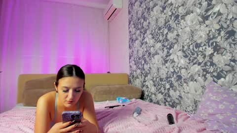 Ari online show from December 7, 12:18 pm