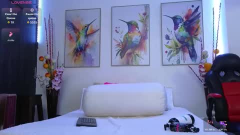 Moon online show from November 14, 8:11 pm