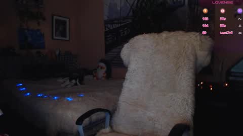 Keira online show from December 2, 5:44 pm