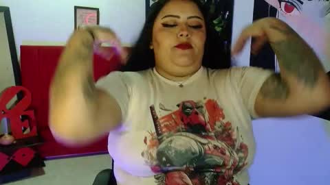 moon_sunflowers online show from October 27, 3:17 am