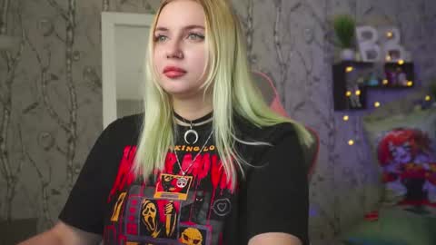 Emilia online show from February 3, 6:40 am