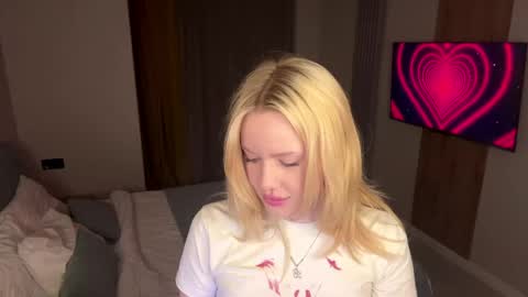 Britney online show from April 22, 1:35 am