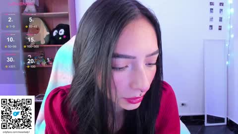 Snapshot of moonlady_ chatting on January 13, 9:52 pm MOON online show from January 13, 9:52 pm
