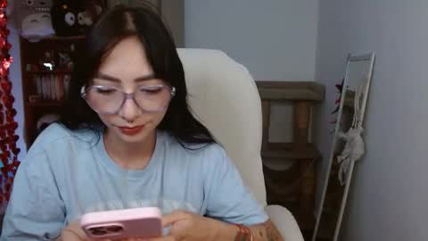 MOON  online show from May 26, 3:34 am