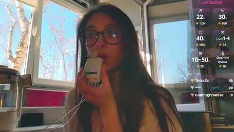 Dana online show from April 11, 3:05 pm