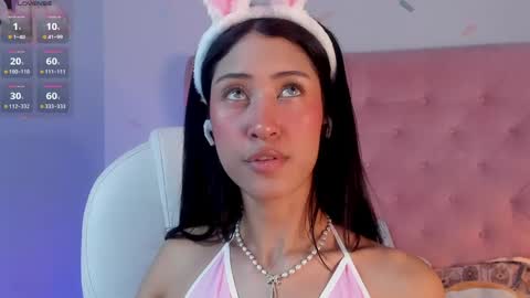 Ivy online show from April 15, 6:06 am