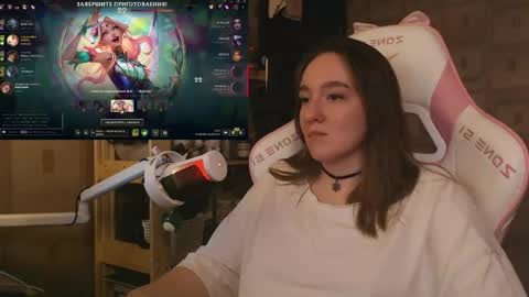 Katrin online show from May 15, 9:55 pm