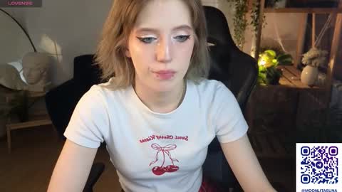 Asuna online show from November 5, 1:35 pm