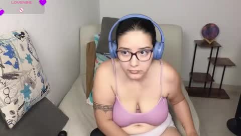 Moon Woman online show from May 13, 6:01 am