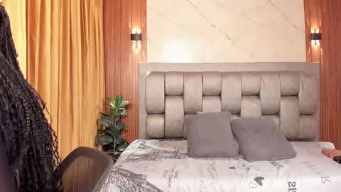 more hott online show from September 27, 7:00 pm