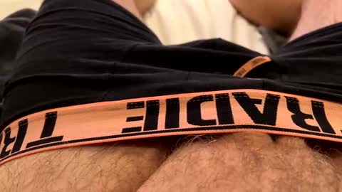 Me online show from November 6, 9:07 pm