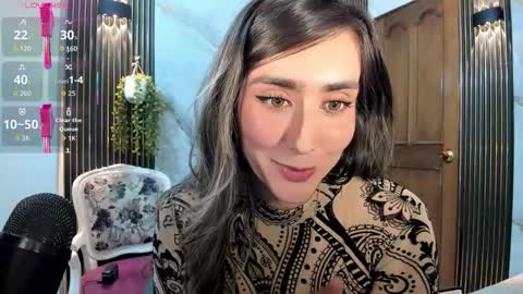 Moriah online show from March 13, 7:39 pm