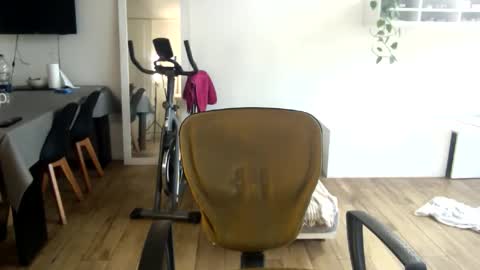 Kattie  Mosh online show from November 23, 7:01 pm