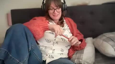 Mossy Mommy online show from March 24, 10:38 pm