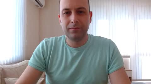 Snapshot of mostwanted7 chatting on October 15, 1:56 pm mostwanted7 online show from October 15, 1:56 pm