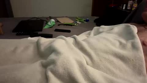 Sequoia-Cocked Hombre de Sur online show from April 2, 12:45 pm