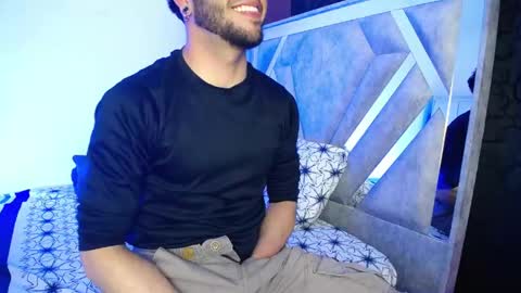 Dominic online show from April 22, 6:42 am