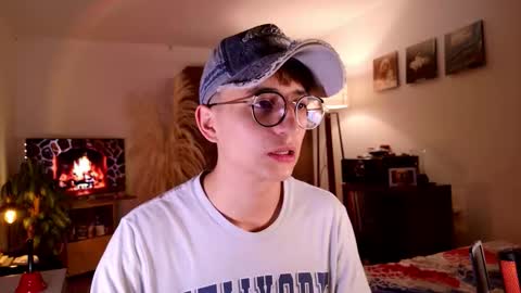 Mr Evans online show from November 4, 2:51 pm