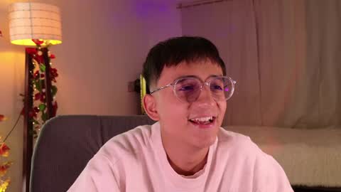 Snapshot of mr_evan1 chatting on January 28, 2:53 pm Mr Evans online show from January 28, 2:53 pm