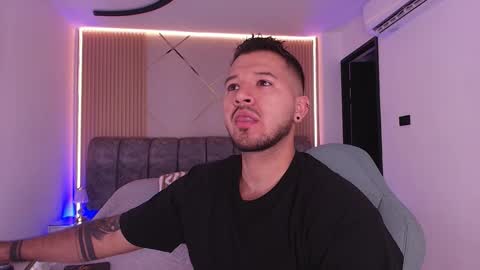 MIKEE online show from February 17, 3:05 am