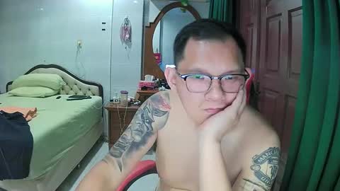mr_thick89 online show from November 3, 3:35 pm