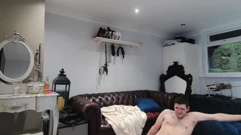 mr and mrs vanilla online show from December 7, 1:41 am