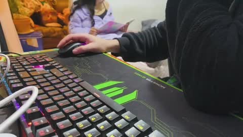 mrandmssin online show from April 8, 2:58 am