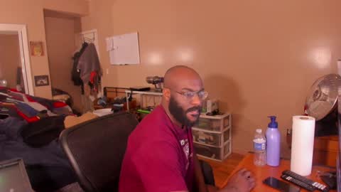 Chuck Daily online show from January 8, 5:16 am