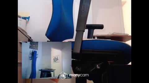 MrJohnsen1975 online show from February 24, 4:32 pm