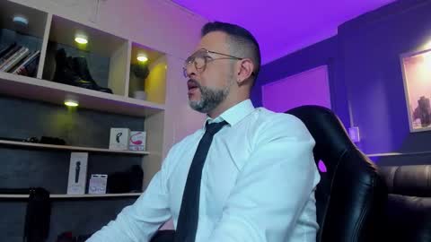 MrFrank. online show from February 3, 10:30 am