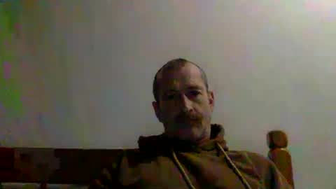 Snapshot of mrgoodkat79 chatting on December 18, 8:31 am mrgoodkat79 online show from December 18, 8:31 am
