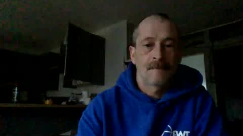 Snapshot of mrgoodkat79 chatting on February 21, 8:18 am mrgoodkat79 online show from February 21, 8:18 am