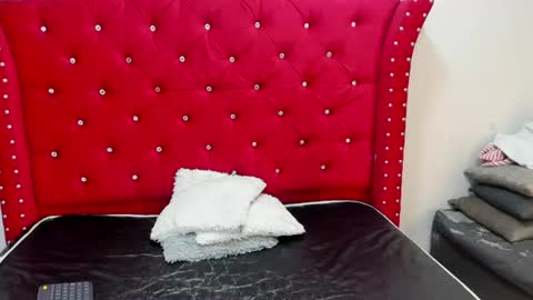 mrjuliana_ls online show from July 8, 3:48 pm