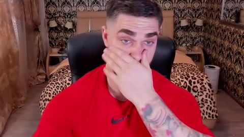 mrkarlhot99 online show from February 14, 10:38 am