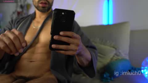 Luis    Instagram   online show from December 17, 12:50 am