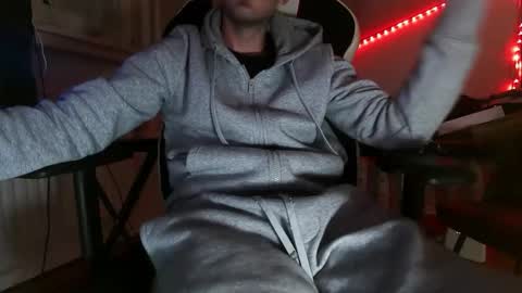 MrRogue online show from April 22, 10:17 pm