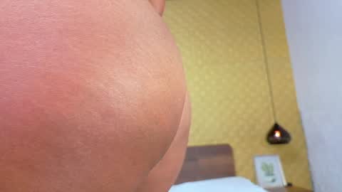 mrs_buttocks online show from January 28, 5:46 pm