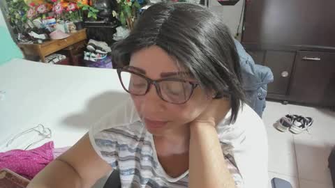 mrs_mommy online show from January 15, 2:31 am