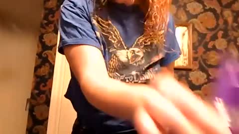 mrskittycat online show from March 7, 7:30 am