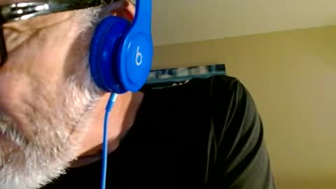 mrtease5 online show from October 17, 7:01 am