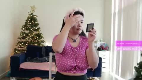 R o r i  SnapChat heyroriv2 wednesday - sunday Noon oclock mountain - 5pm mountain online show from February 19, 4:39 pm