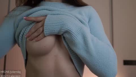 Your M online show from February 19, 2:33 pm