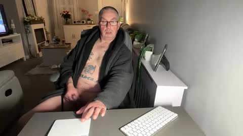 mtb1697 online show from January 17, 10:07 pm