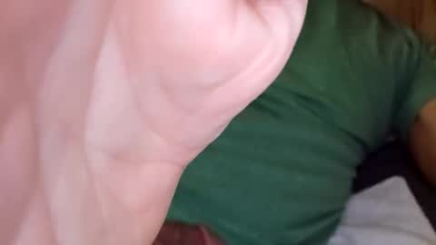 mtnclimber1 online show from April 7, 5:20 am