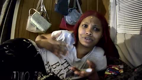 mumnxdor online show from February 9, 6:06 am