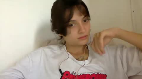 Snapshot of munchi_ chatting on December 28, 4:20 pm   online show from December 28, 4:20 pm