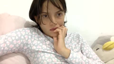 Snapshot of munchi_ chatting on December 30, 1:04 am   online show from December 30, 1:04 am