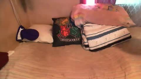 your angel online show from October 13, 8:38 am