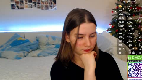 Snapshot of murrrworren chatting on January 7, 12:03 am Mira online show from January 7, 12:03 am