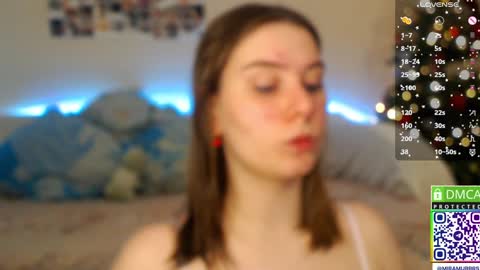 Snapshot of murrrworren chatting on January 13, 3:01 am Mira online show from January 13, 3:01 am